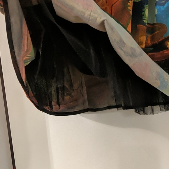 The Book of Life skirt - Picture 3 of 3